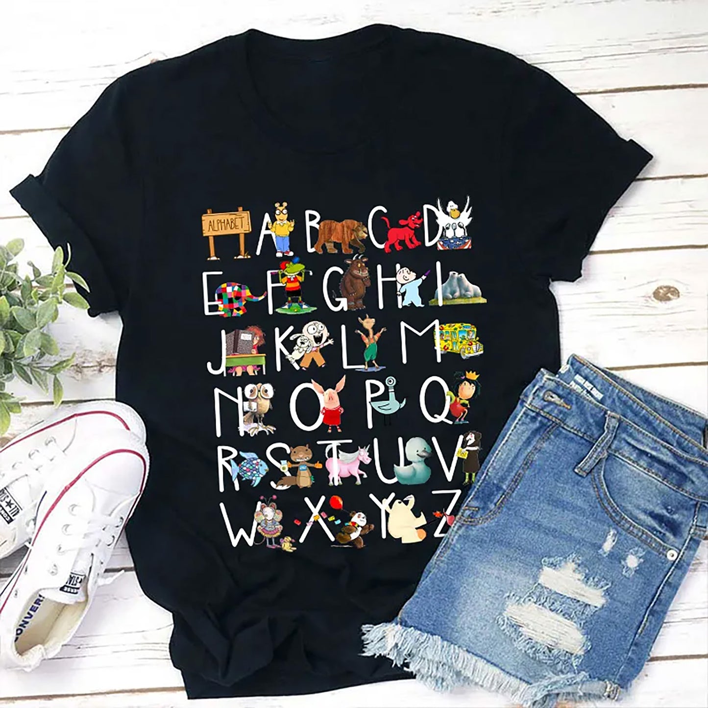 26 Alphabet Animals Teacher T-Shirt, A to Z Classroom Shirt, Preschool Teacher Tee, Kindergarten ABC Shirt, Reading Literacy Shirt