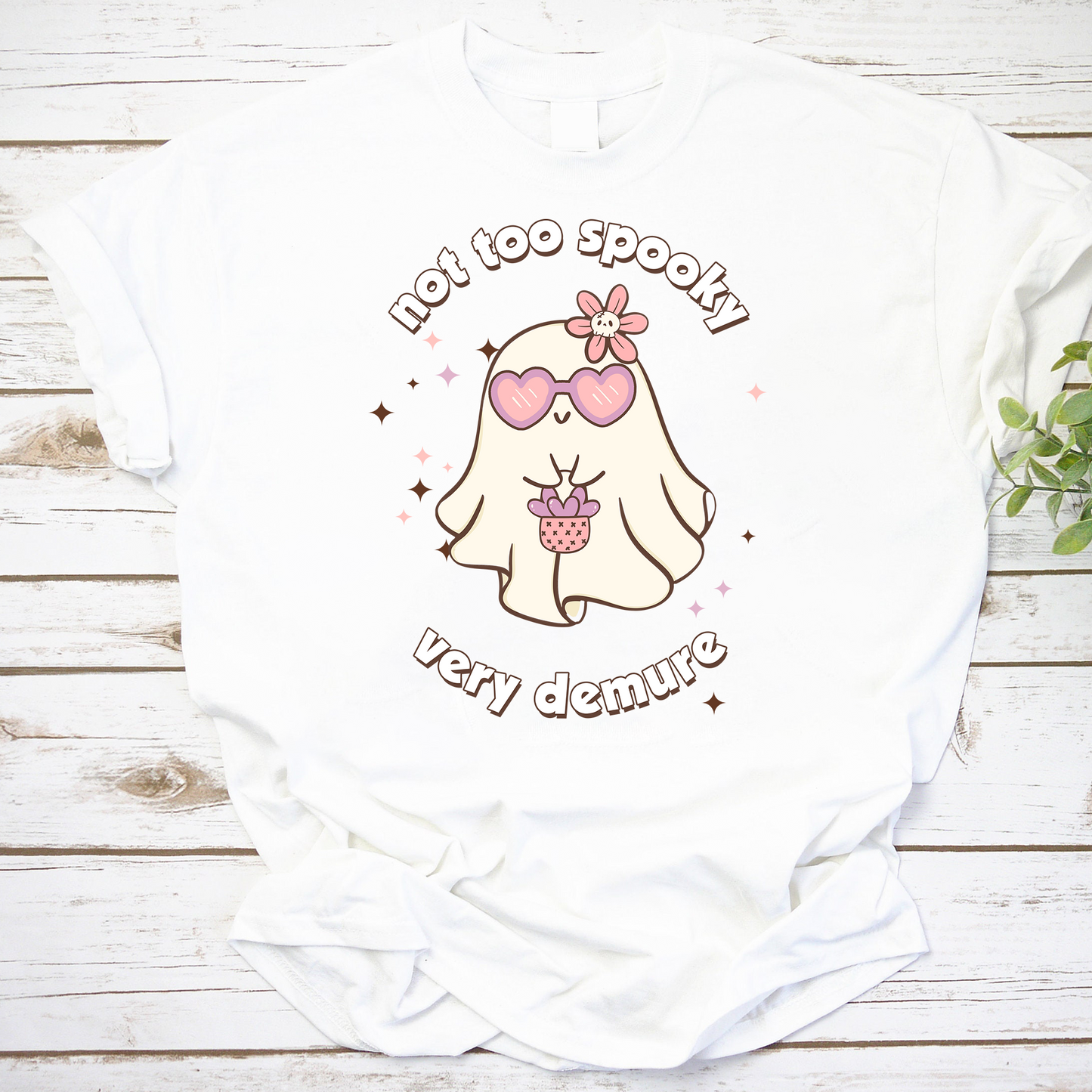 Demure Girls Vintage T-Shirt