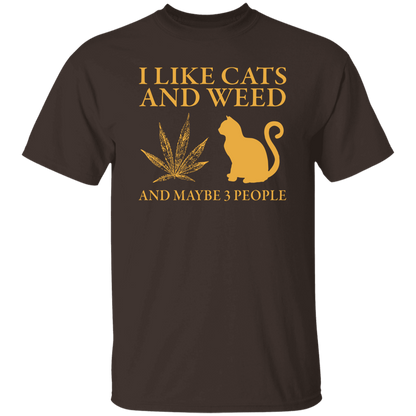 I Like Cats And Weed And Maybe 3 People Vintage  T-Shirt