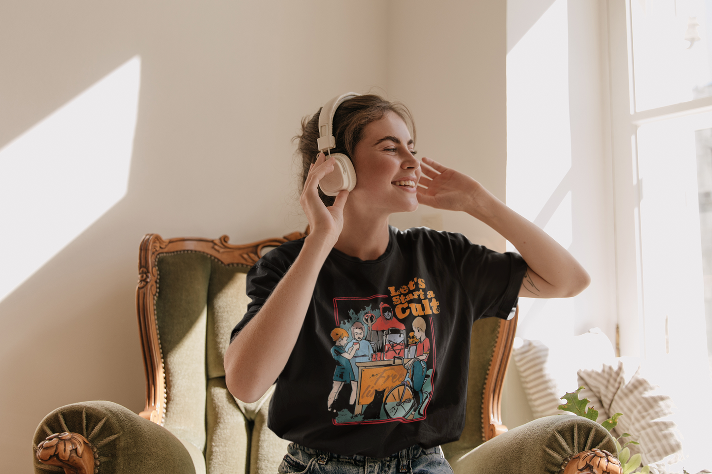 Funny Vintage Horror Let's Start a Cult Vintage T-Shirt