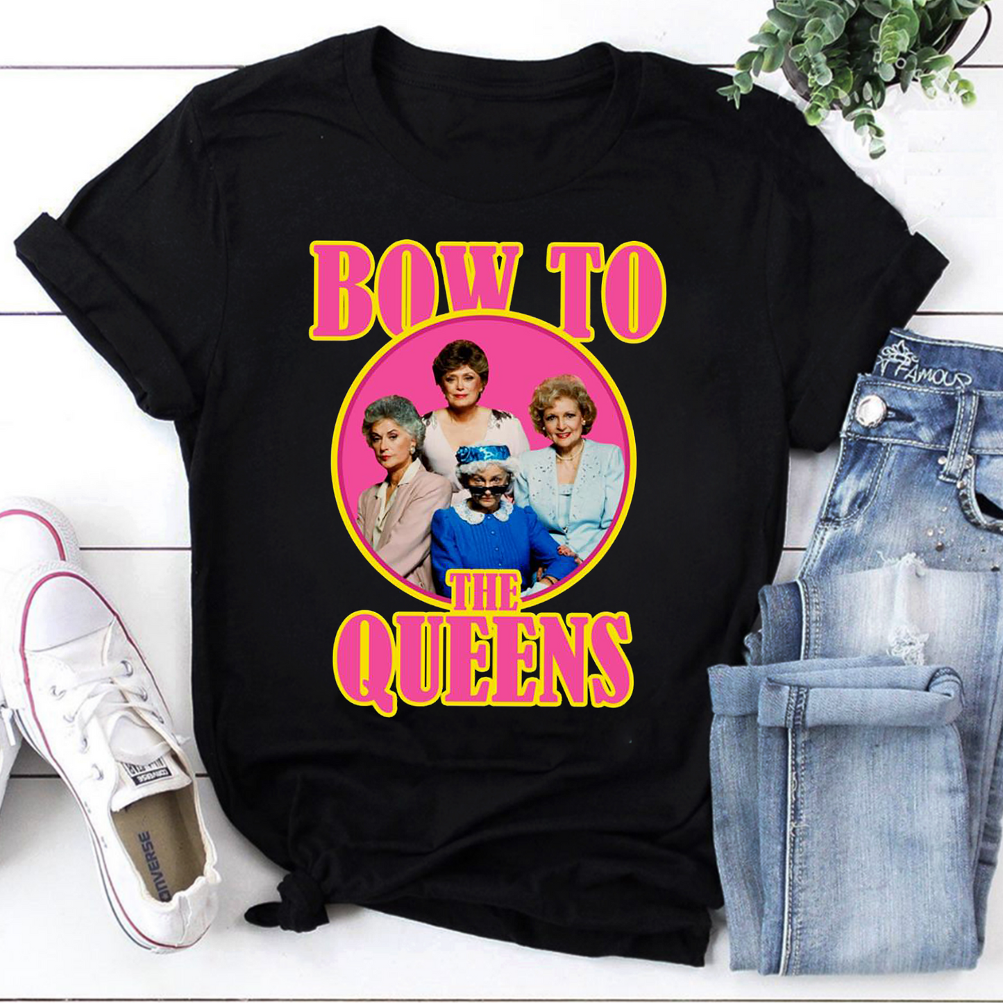 Bow To The Queens Golden Girls T-Shirt Vintage Comedy Tee