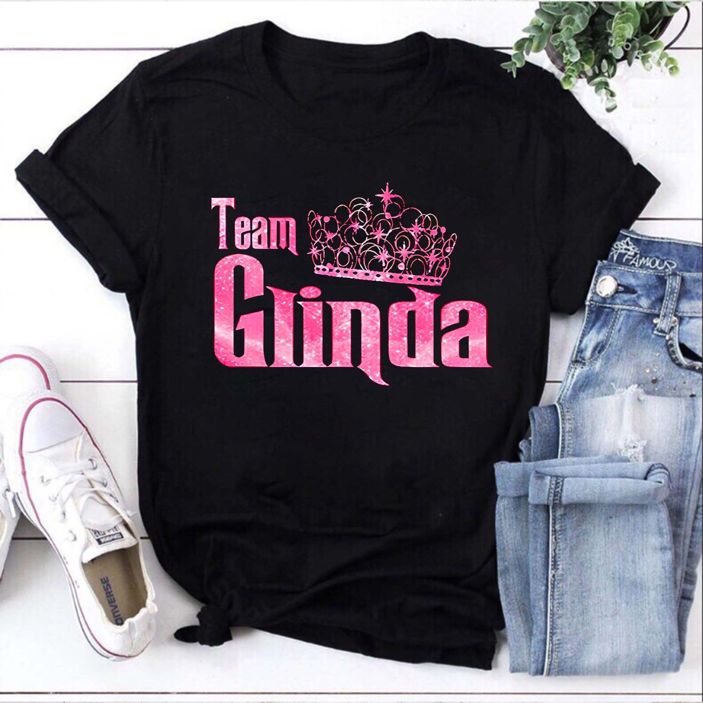 Team Glinda Pink Glitter Crown T-Shirt for Fans of The Wizard of Oz