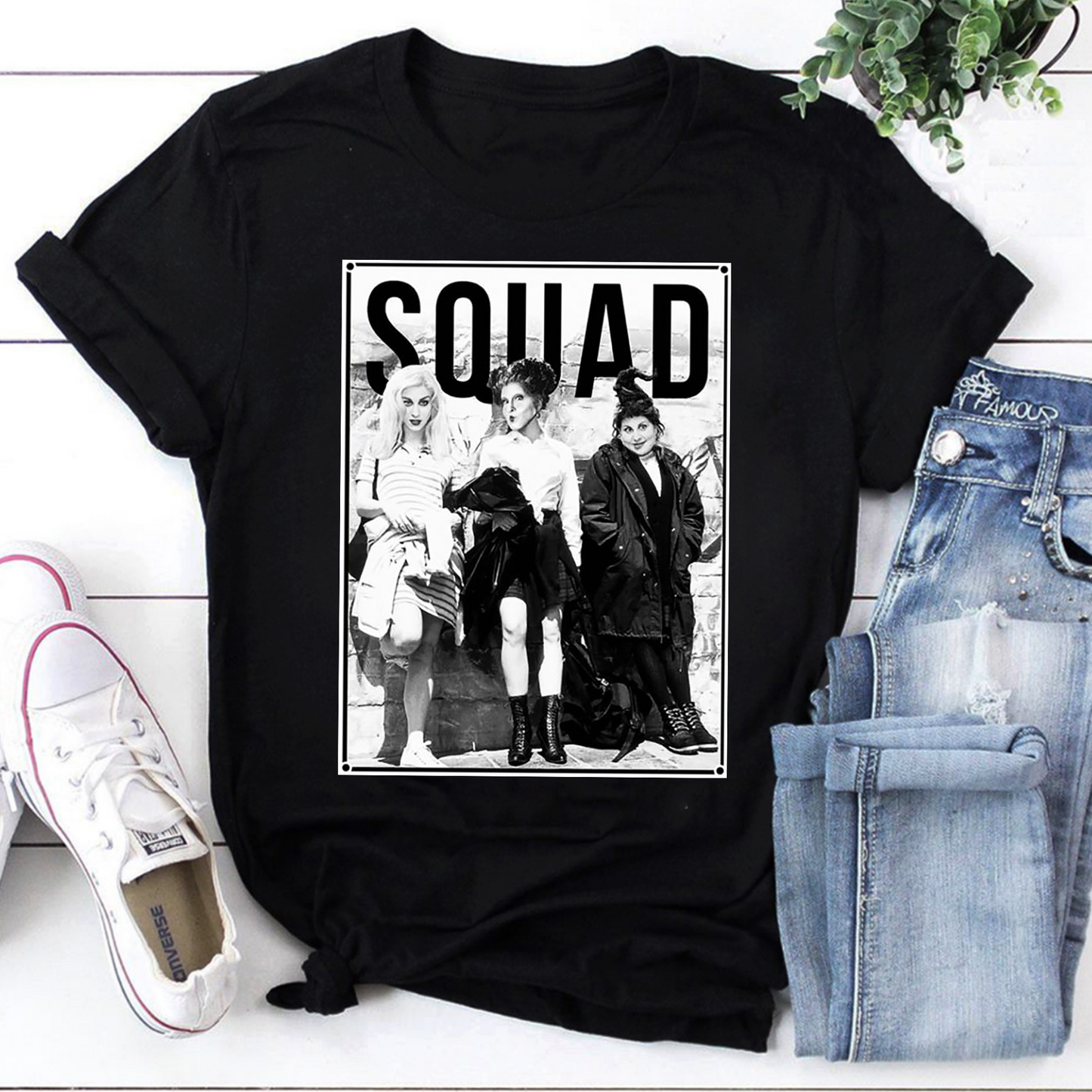 Vintage Halloween Squad T-Shirt - Retro Women Costume Graphic Tee