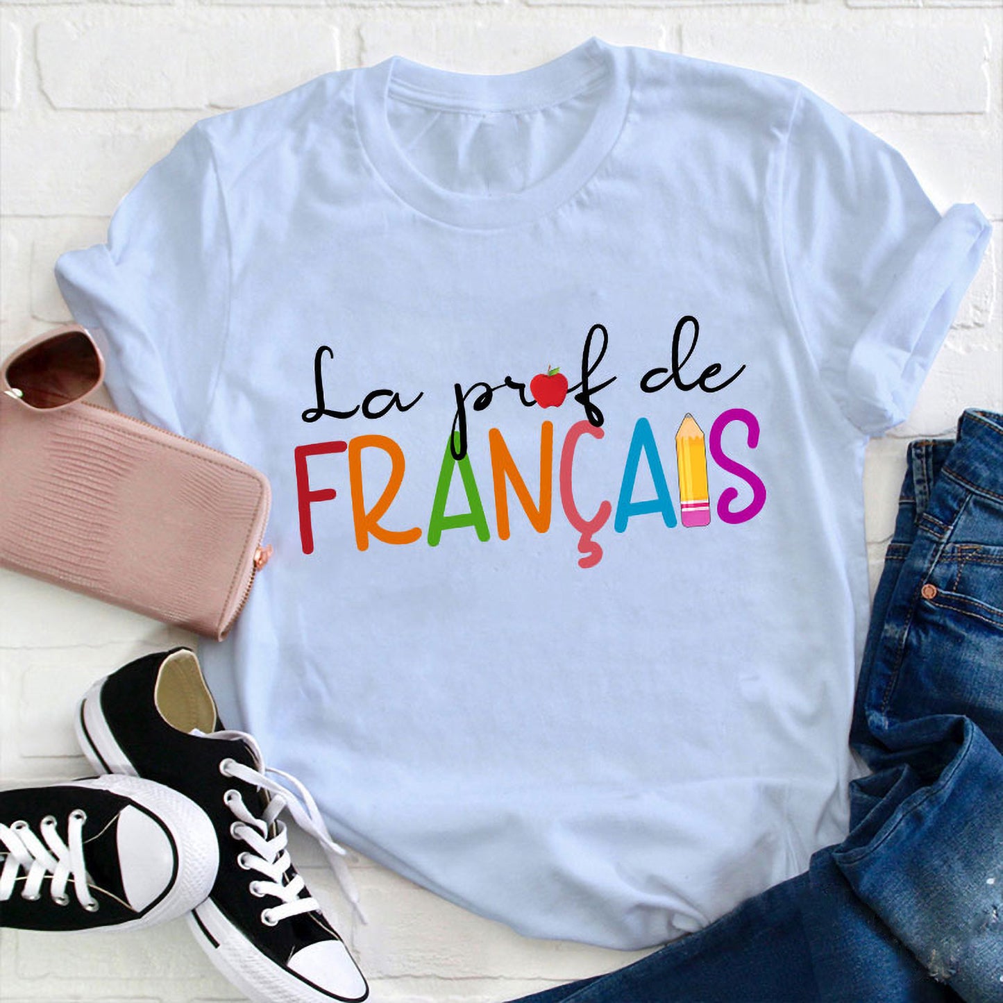 La prof de Français Colorful Teacher T-Shirt with Pencil and Apple Design