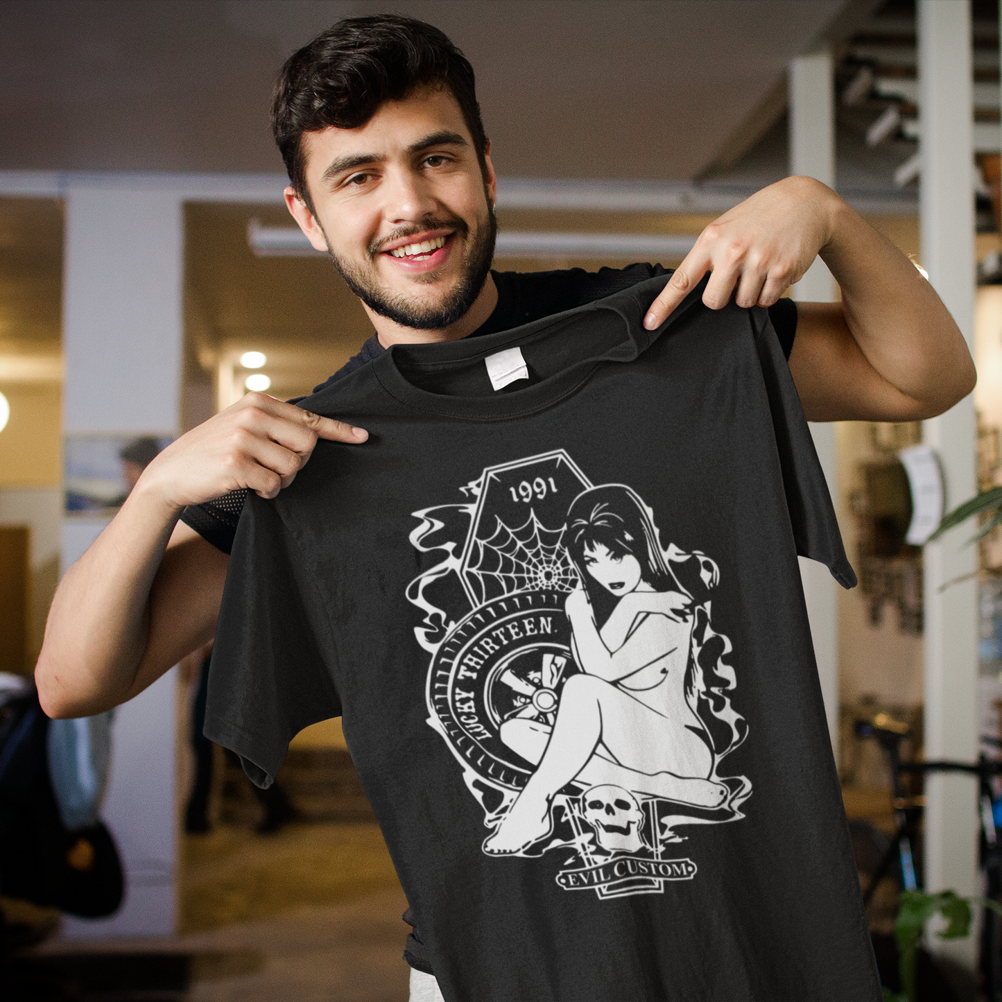 Vintage Lucky Thirteen Pin-Up Sweatshirt - Edgy Black Graphic Pullover