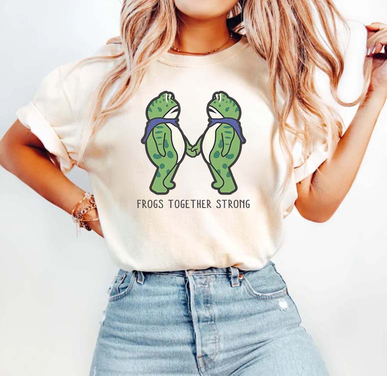 Frogs Together Strong Cute Matching Frog Couple T-Shirt