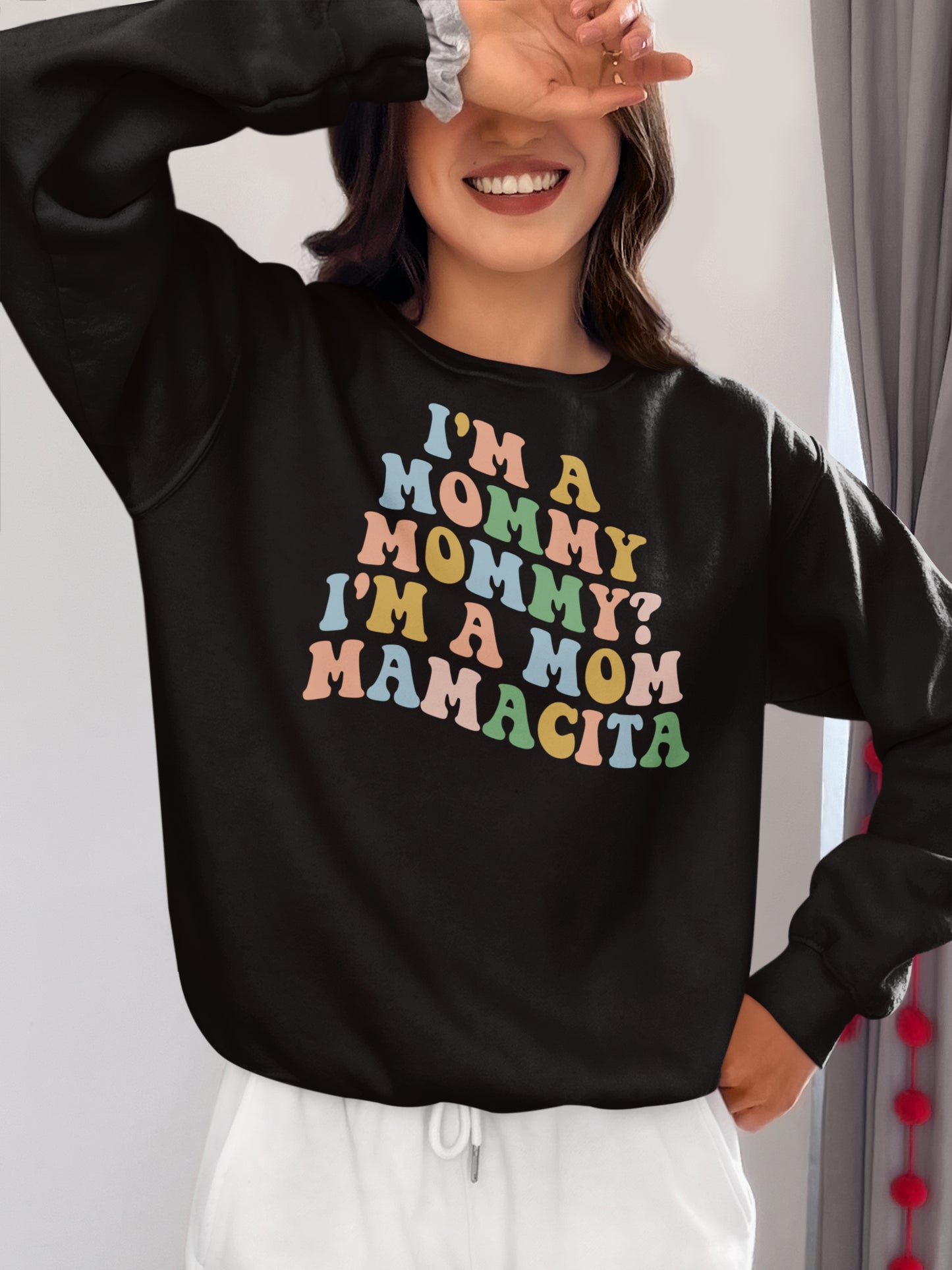 Colorful Mom T-Shirt - I'm a Mommy, Mom, Mamá, Mamaciá, Momie, Mama, Mamá Cita