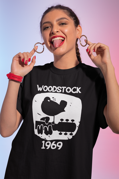 Vintage Woodstock 1969 Graphic Sweatshirt Black Unisex