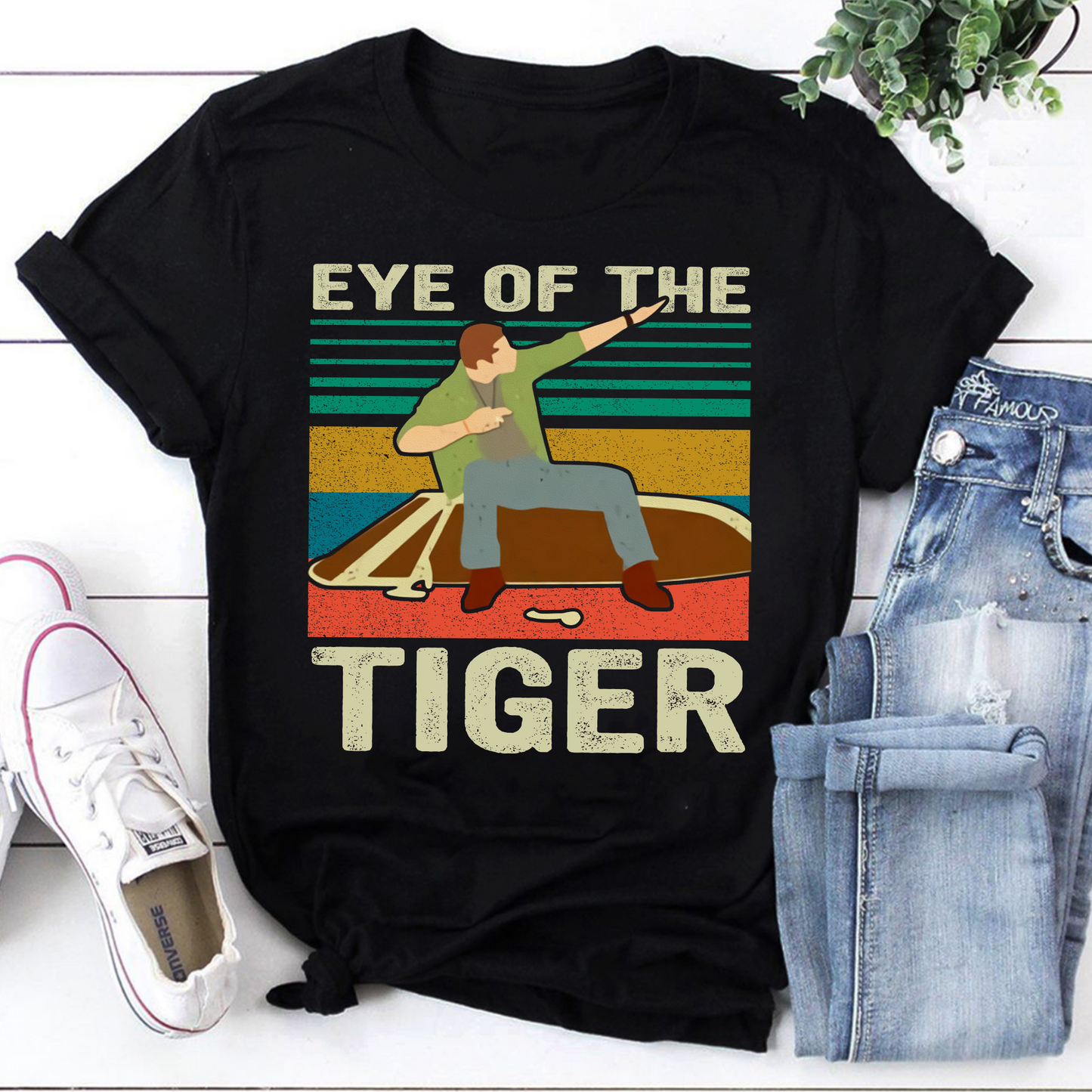 Vintage Eye of the Tiger Retro Sweatshirt with Motivational Design