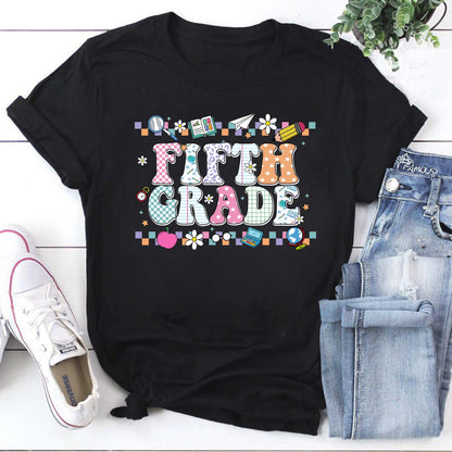 Retro Cute Fifth Grade Teacher T-Shirt for Women, Back to School Gift Tee